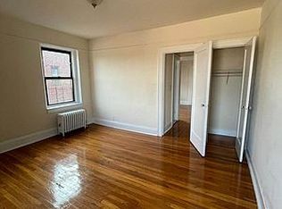 94-29 210th St #4, Queens Village, NY 11428