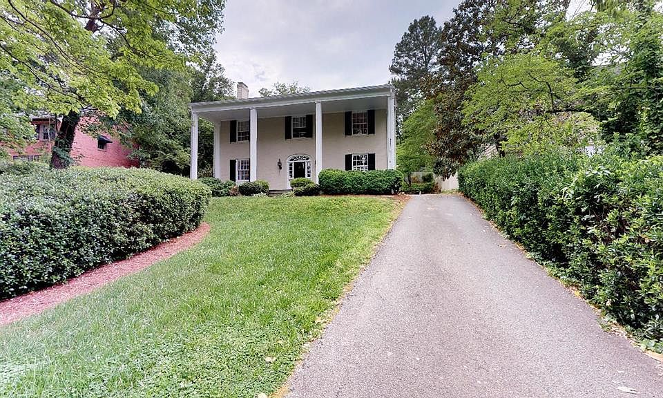 1st image of 392 Hawthorne Dr