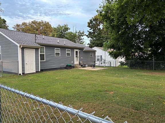 2nd image of 121 Clearview Dr