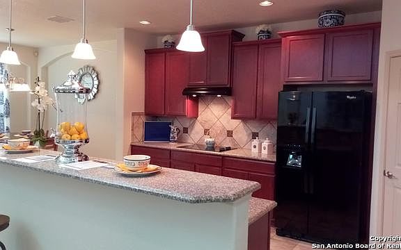 4th image of 6106 Lowrie Block