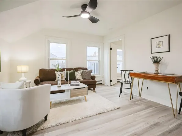 159 Dunnell Ave, Pawtucket, RI 02860