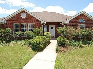312 Meadow Ln, Denton, TX 76207