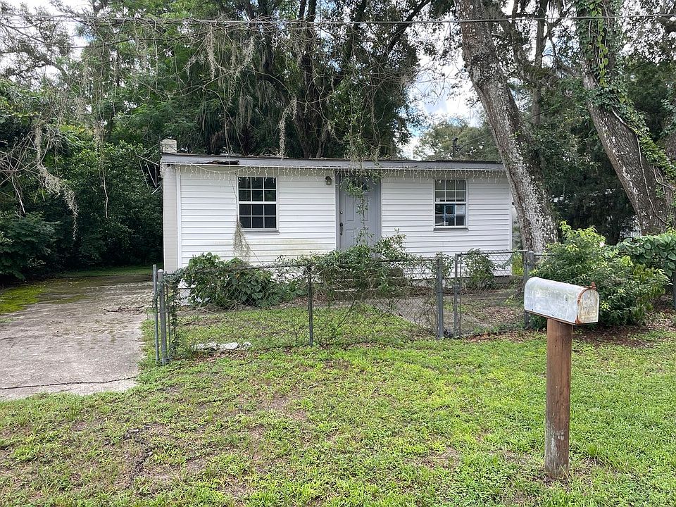 1st image of 31546 Summit St