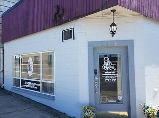 122 W B St, Rainier, OR 97048