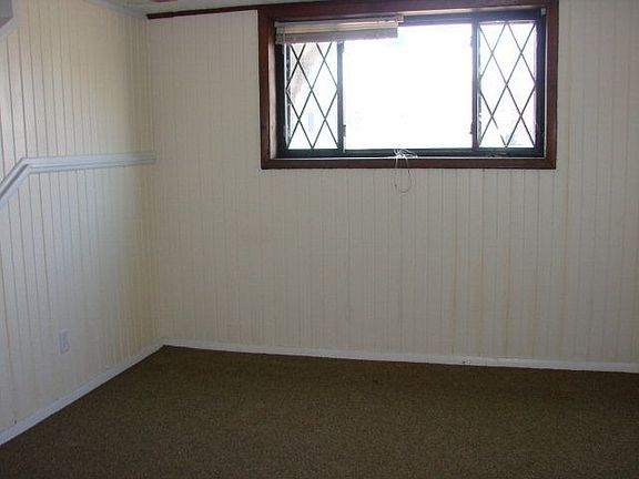 3rd image of 1490 McClure St