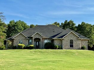 19223 Charleston Point, Shawnee, OK 74801