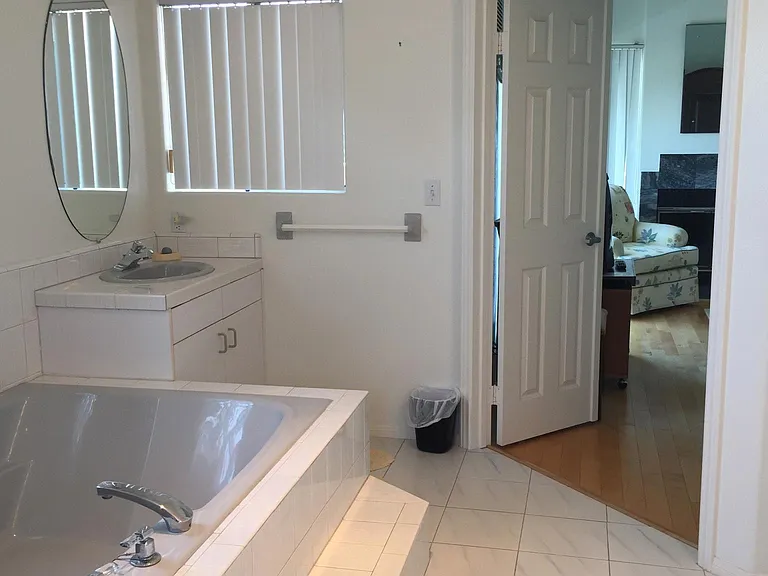 715 Law St — Photo 26