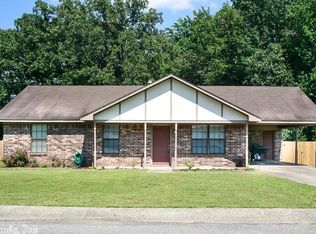 18 Parkview Dr, Cabot, AR 72023