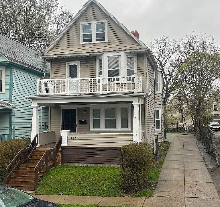 1st image of 433 Parkdale Ave