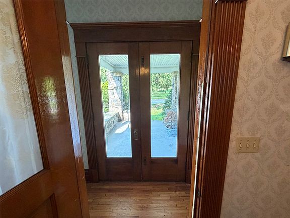 4th image of 4106 Cherry St