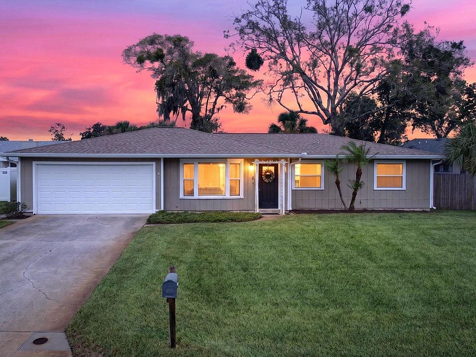 1st image of 5 Sycamore Cir