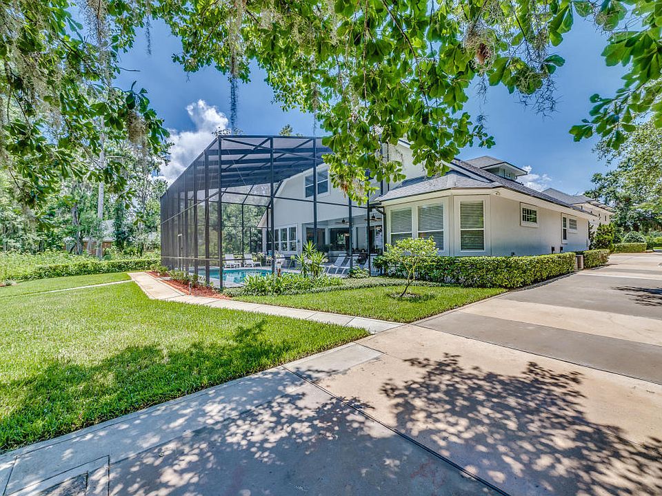 1st image of 110 Fairway Oaks Dr