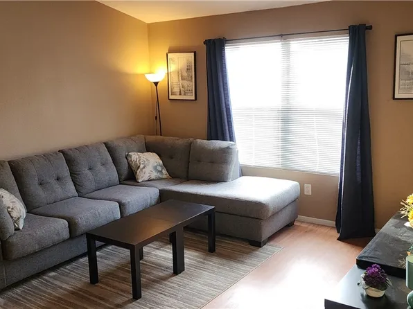 1150 N Buffalo Dr APT 2107, Las Vegas, NV 89128