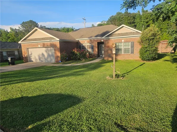(undisclosed Address), Opelika, AL 36801