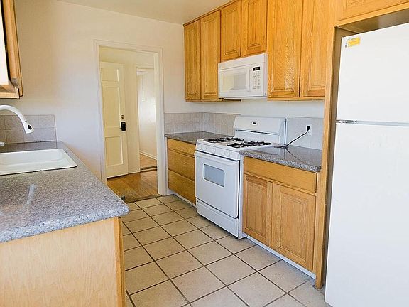 2nd image of 5154-56 Brockbank Pl