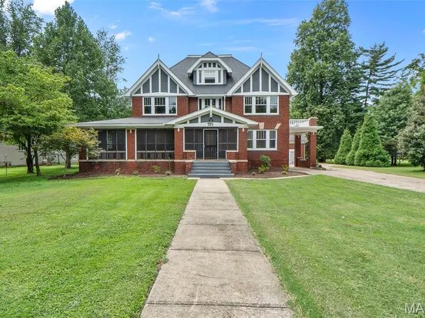 711 N Kingshighway St, Sikeston, MO 63801