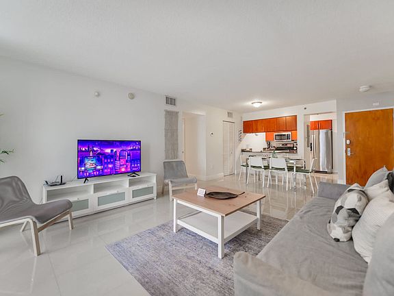 5th image of 1200 Brickell Bay Dr Floor 18-ID1022221P