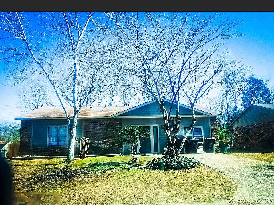 2nd image of 18 Creekdale Dr