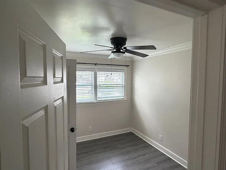 3060 Guernsey Ave — Photo 11