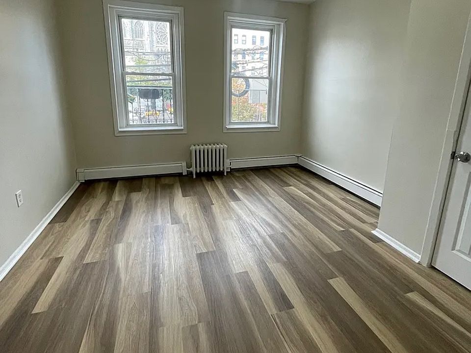 2nd image of 89 Mount Prospect Ave #D2