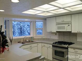 1008 Crow Ct, Kenai, AK 99611