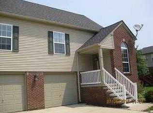 13597 Pinewood Ln #62, Van Buren Township, MI 48111