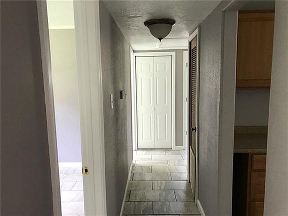 3rd image of 2716 E General Wainwright Dr