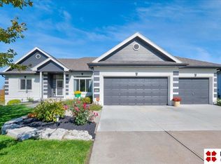 1236 Fairway Cir, Ashland, NE 68003