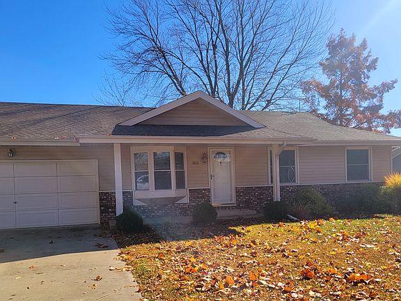 2nd image of 1810 Teal Dr