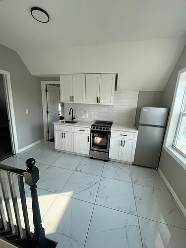 528 Norwood St #3 Photo 1