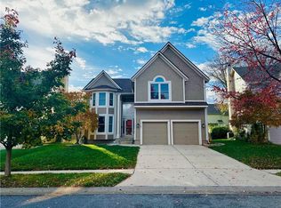 12120 Hardy St, Overland Park, KS 66213