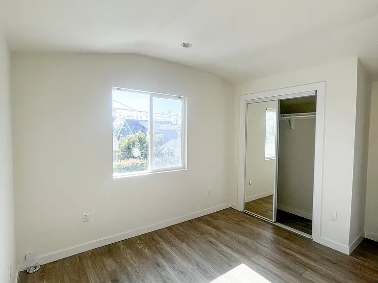 4817 S Gramercy Pl #4 — Photo 15