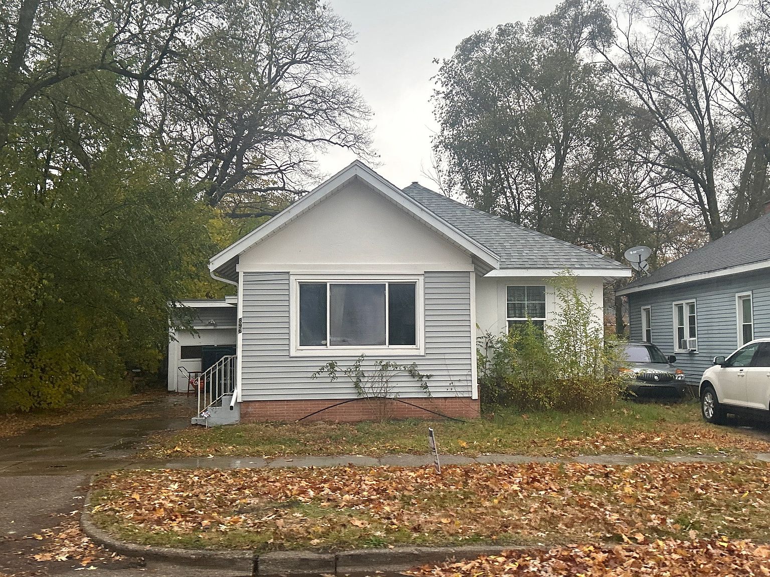 896 E Forest Ave, Muskegon, MI 49442 Zillow