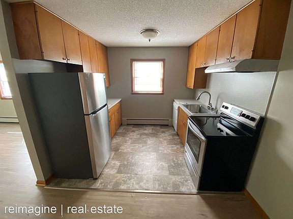 4th image of 3410 Harriet Ave #11435286