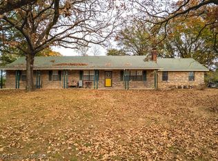 3089 W Drake Rd, Sallisaw, OK 74955