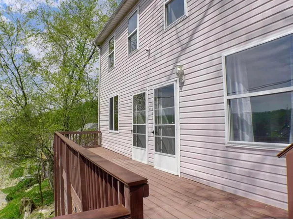 106 E Franklin St, Nelsonville, OH 45764