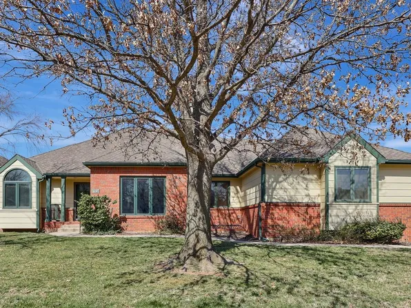 10302 E Mainsgate St, Wichita, KS 67226