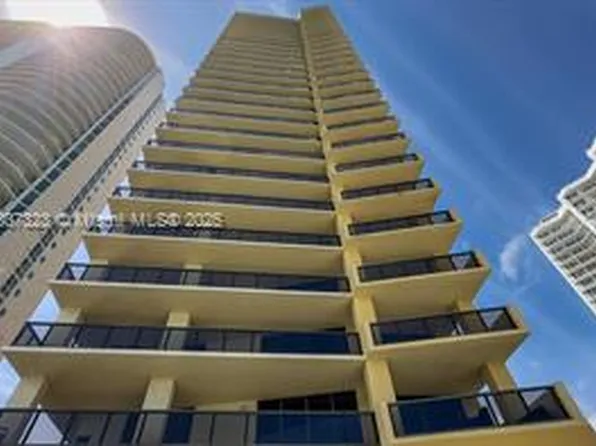 16275 Collins Ave, Sunny Isles Beach, FL