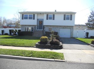 572 Colorado Ave, Brick, NJ 08724