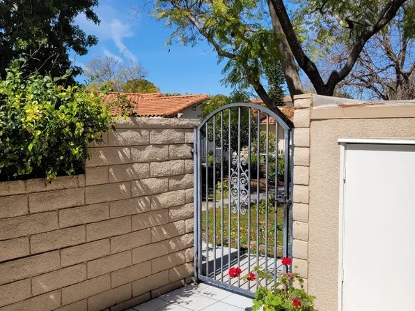 2066 Via Mariposa W #C, Laguna Woods, CA 92637