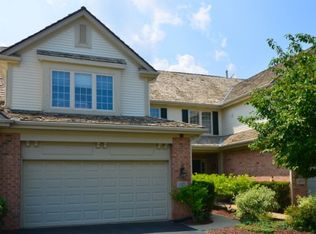 1871 Westleigh Dr, Glenview, IL 60025