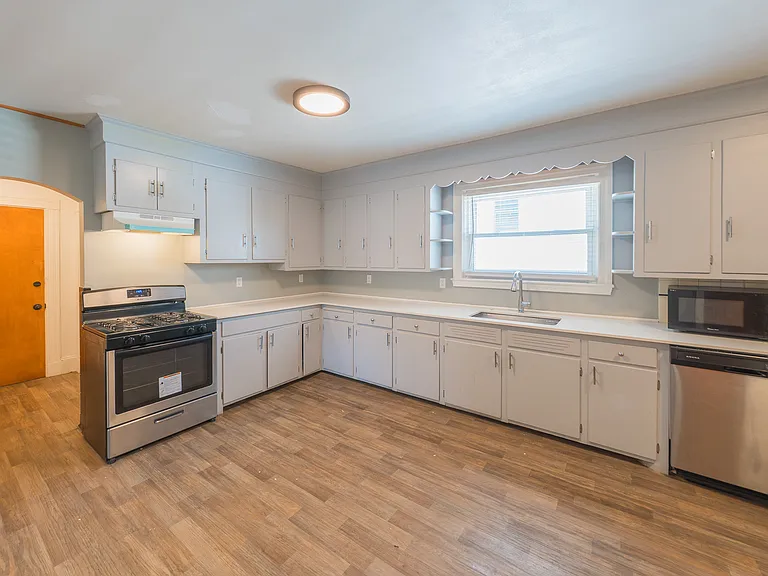23 Cleveland Ave #2 — Photo 3