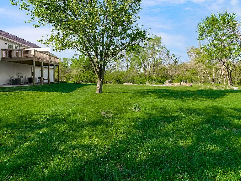 5131 Woodland Dr — Photo 30