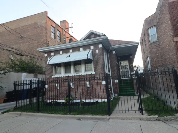 6242 S Maplewood Ave, Chicago, IL 60629