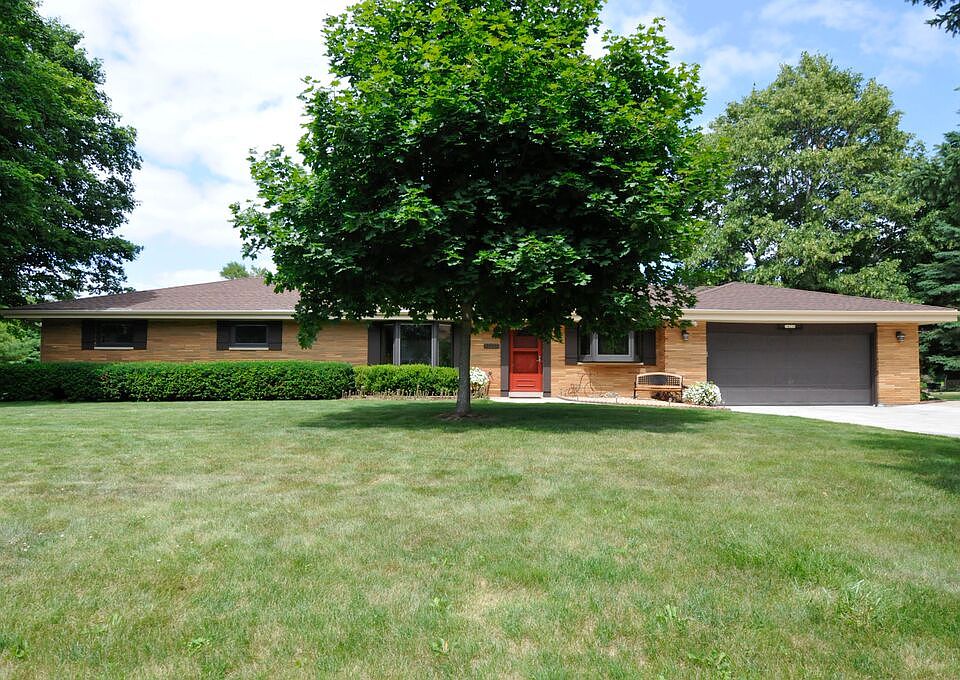 1st image of 14216 W Sun Valley Dr