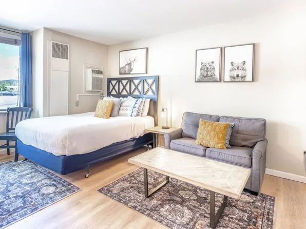 2105 Prospector Ave #204, Park City, UT 84060