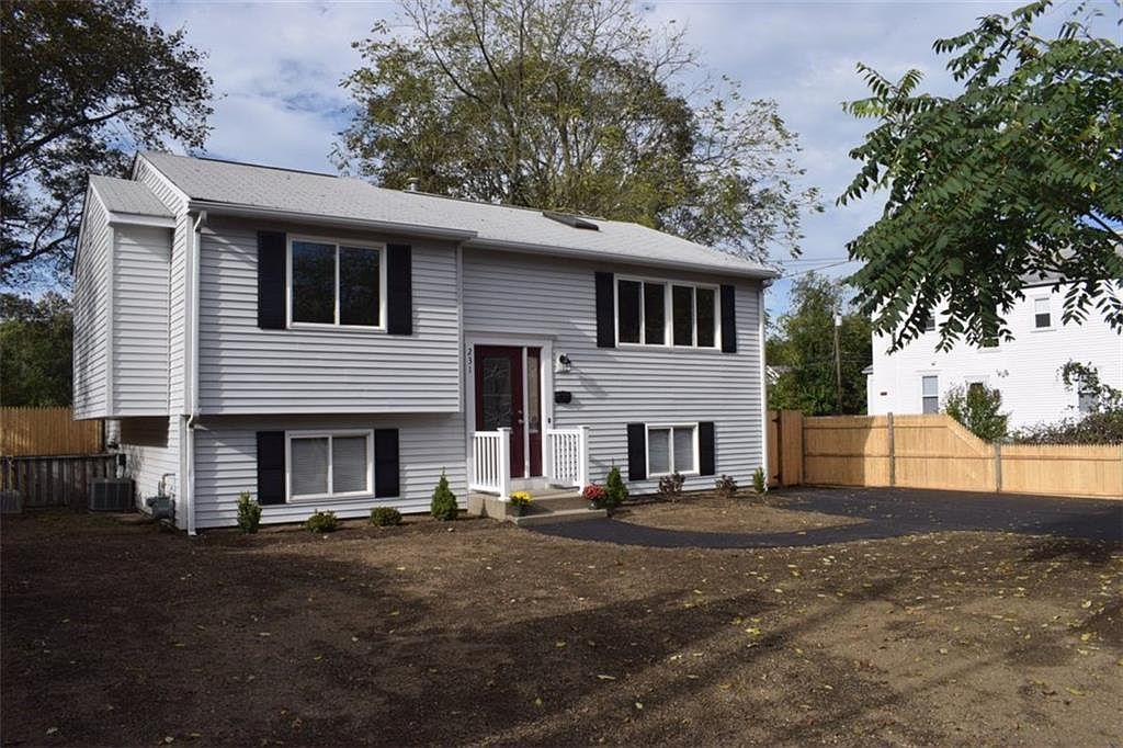 231 Longmeadow Ave, Warwick, RI 02889 Zillow
