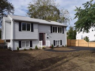 231 Longmeadow Ave, Warwick, RI 02889