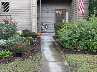 401 Indian Wells Ct, Murrells Inlet, SC 29576