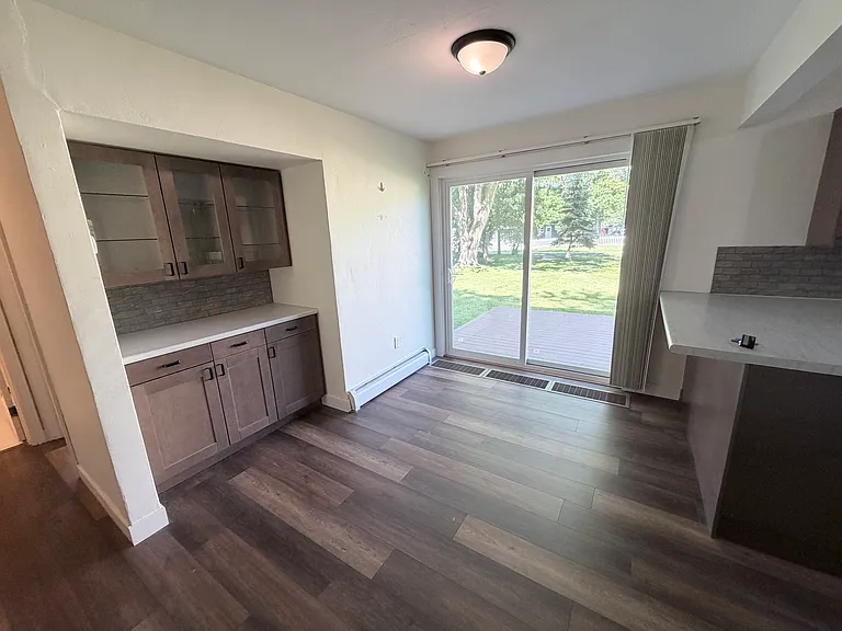 1609 Ash St — Photo 22
